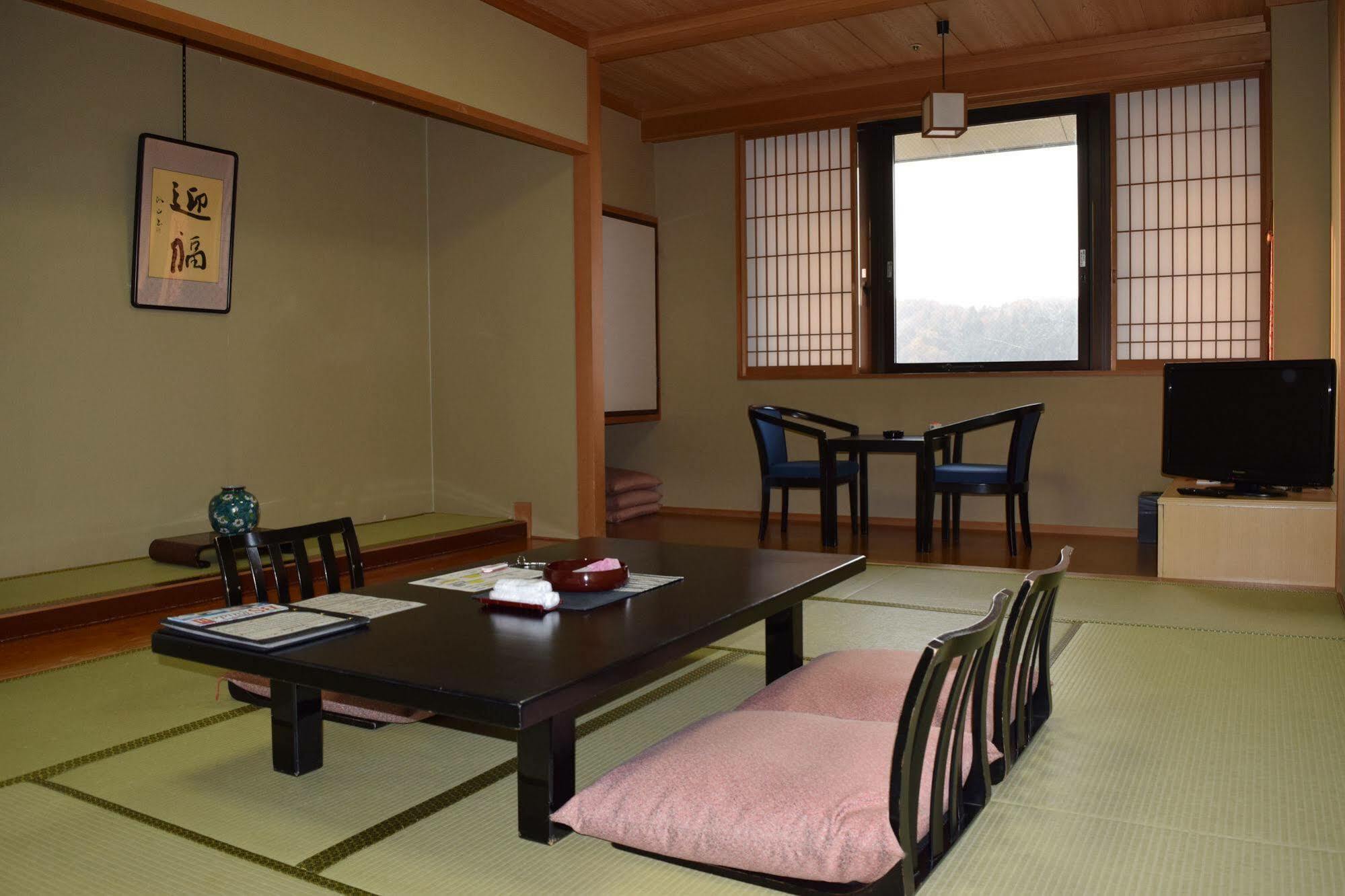 Akita Onsen Satomi Hotel Exterior photo